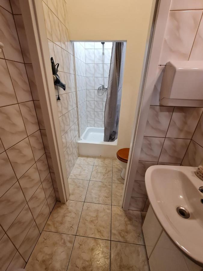 Fantastic Waw - J7 Room F Warszawa Zewnętrze zdjęcie